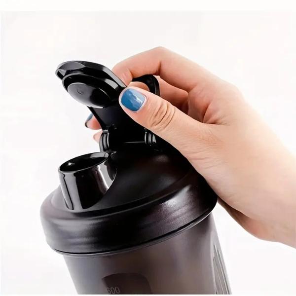 1 Pcs 20oz Shaker Bottle Work Out BPA & Phthalate-free, Leakproof Shaker Cup- Solid Screw lid Cup Bottles Dishwasher Safe for Protein Mixes