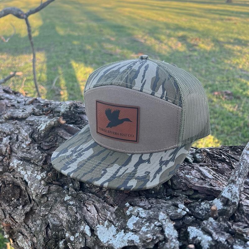 Duck Silhouette Patch - Mossy Oak Bottomland 7 panel Flatbill Snapback Hat (2 colors)