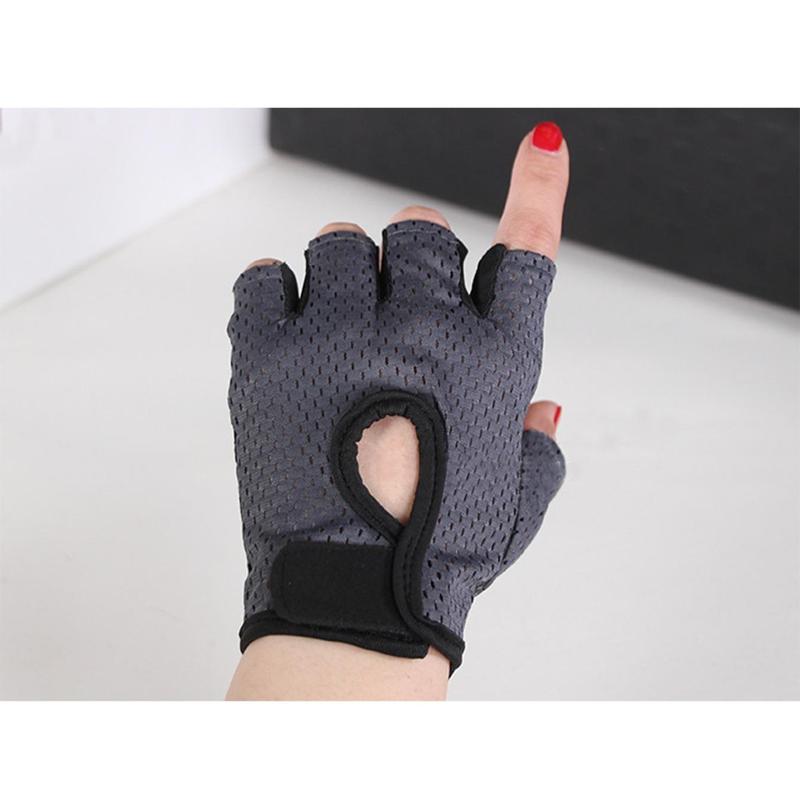 1 Pair Half Finger Sports Gloves, Breathable Comfortable Gloves, Outdoor Sports Gloves for Cycling Running, Gym Accessories