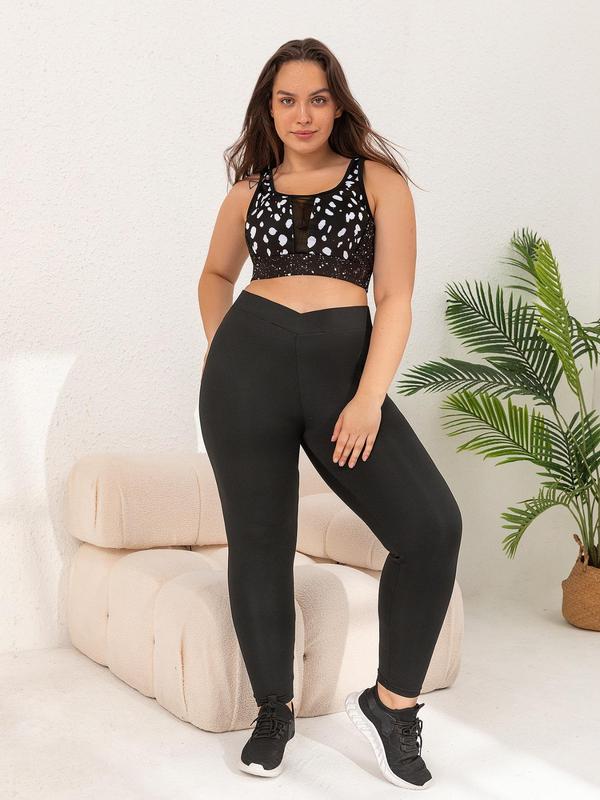 Plus Size All Over Print Contrast Mesh Sports Bra, Summer Outfits 2024, Breathable Comfortable Sports Lingerie Top for Yoga Gym Workout Running, Women's Sport & Outdoor Clothing for All Seasons