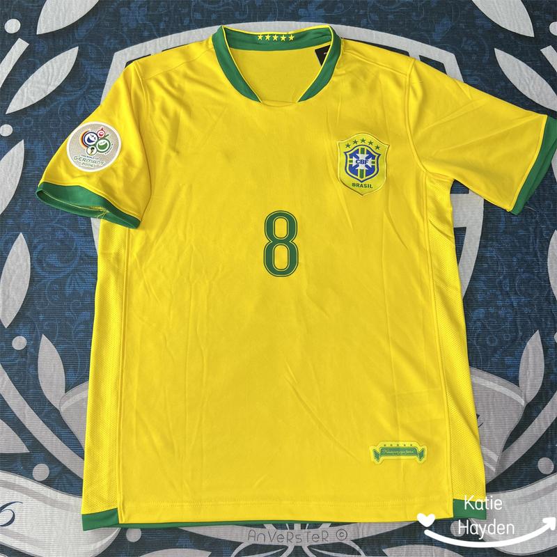 2002 World Cup Brazil Retro Jersey Kaka No.8 Soccer Jersey