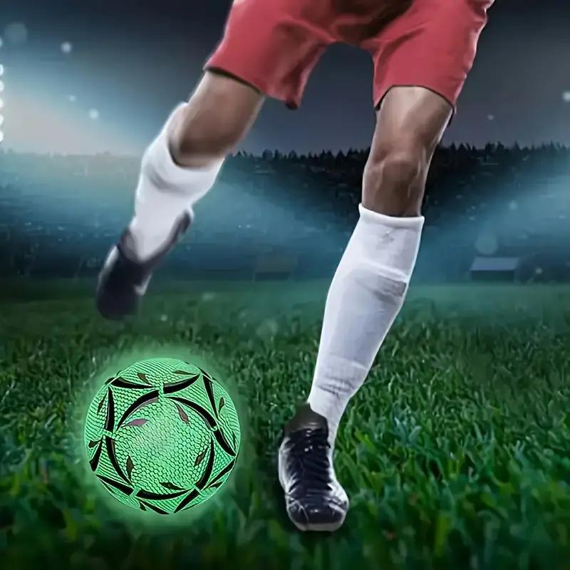 Glow in The Dark Football, 1 Count Reflective Football Training Game, Football Ball for Indoor Outdoor Training, Gift for Festival, Christmas Gift