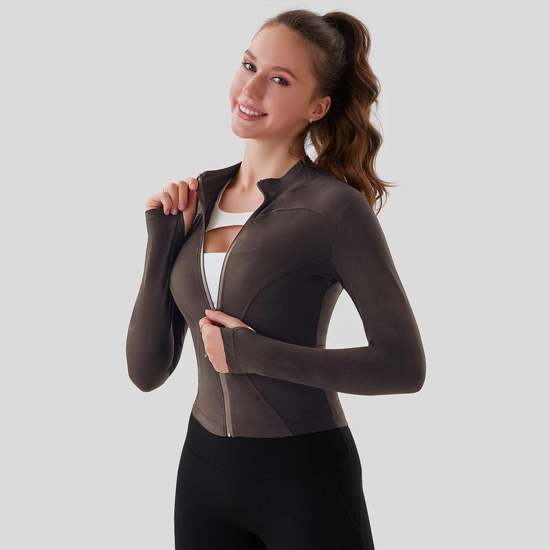 Slim-Fit Yoga Sports Jacket, Quick-Dry and Breathable, Comfortable Fit, Must-Have for Gym and Running, Lightweight Outerwear